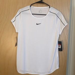 White dri-fit Nike tshirt